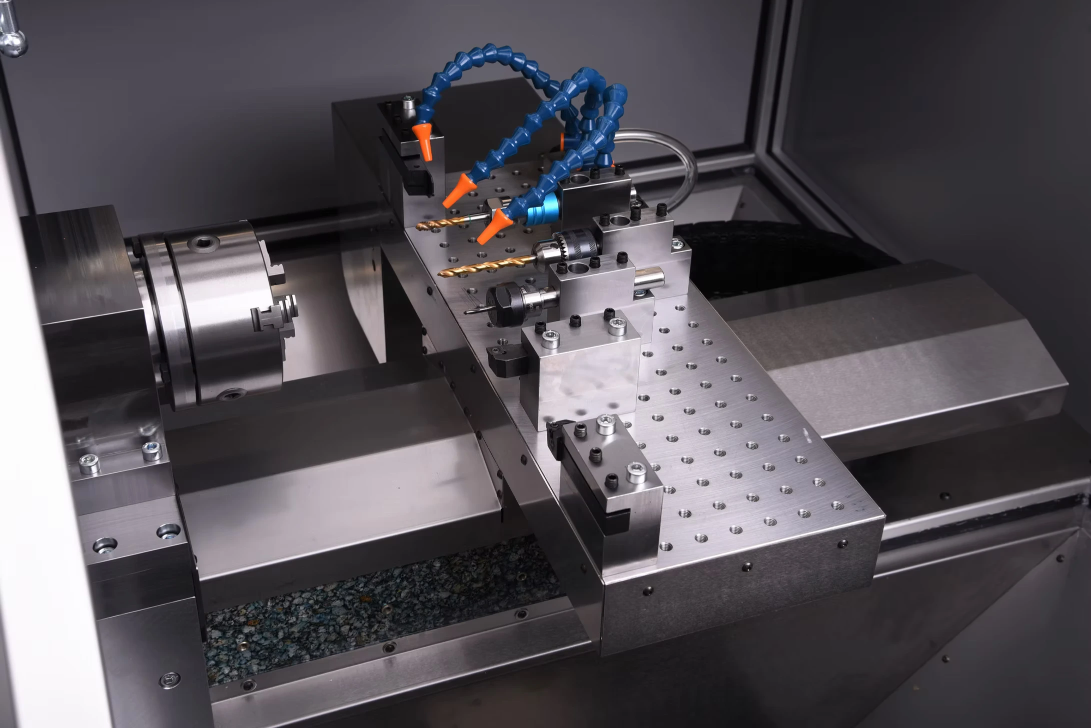 Dyna Turn 102 – CNC lathe for one-off and serial production